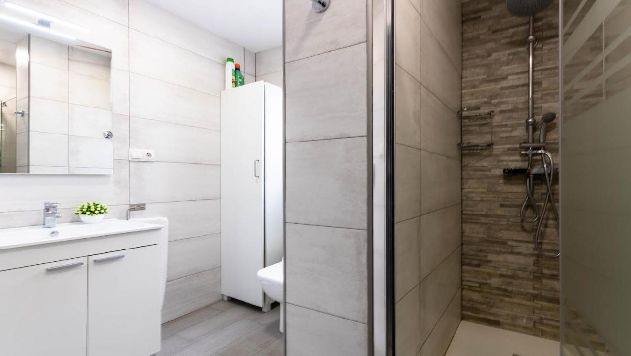 Apartamento Santa Justa Séville Extérieur photo